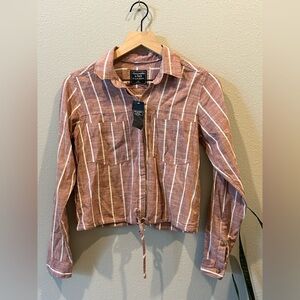 Abercrombie & Fitch | Button Up Cropped Long Sleeve Top